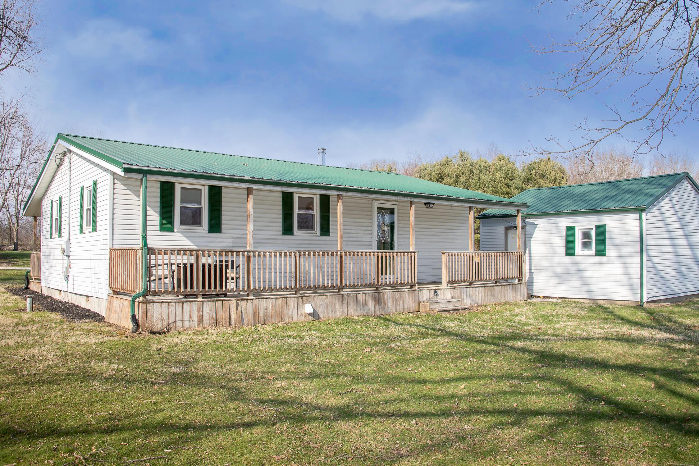 2838 Plymouth Springmill Road Shelby, OH 44875 - Photo 17 of 26 2838_Plymouth_Springmill_Road_-_Photo_03