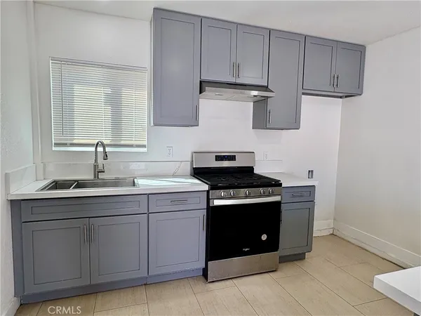 $2,195 | 296 North Allen Street, Unit 1, San Bernardino, CA 92408