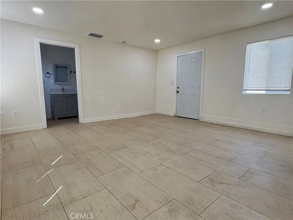 $2,195 | 296 North Allen Street, Unit 1, San Bernardino, CA 92408