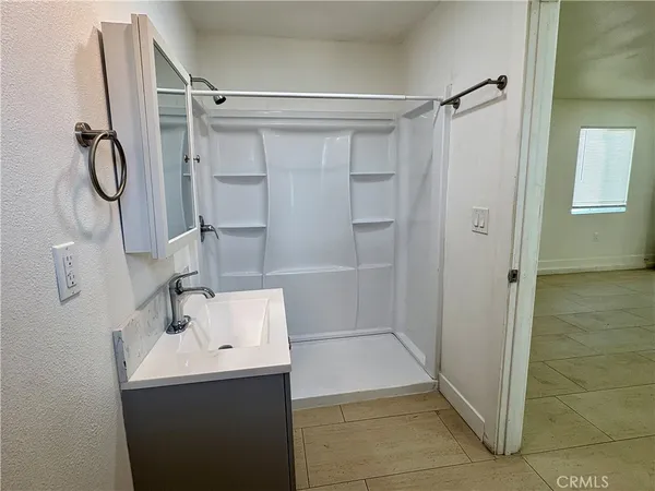 $2,195 | 296 North Allen Street, Unit 1, San Bernardino, CA 92408
