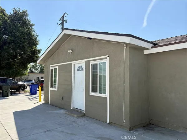 $2,195 | 296 North Allen Street, Unit 1, San Bernardino, CA 92408