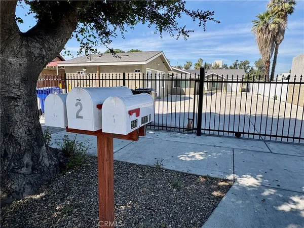 $2,195 | 296 North Allen Street, Unit 1, San Bernardino, CA 92408