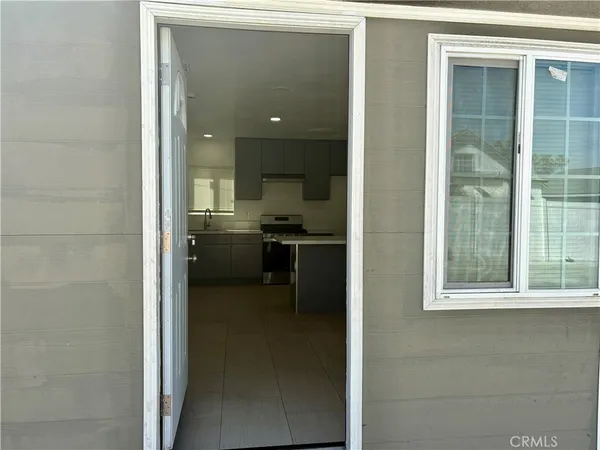 $2,195 | 296 North Allen Street, Unit 1, San Bernardino, CA 92408