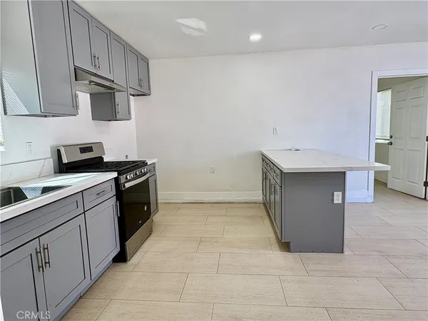 $2,195 | 296 North Allen Street, Unit 1, San Bernardino, CA 92408