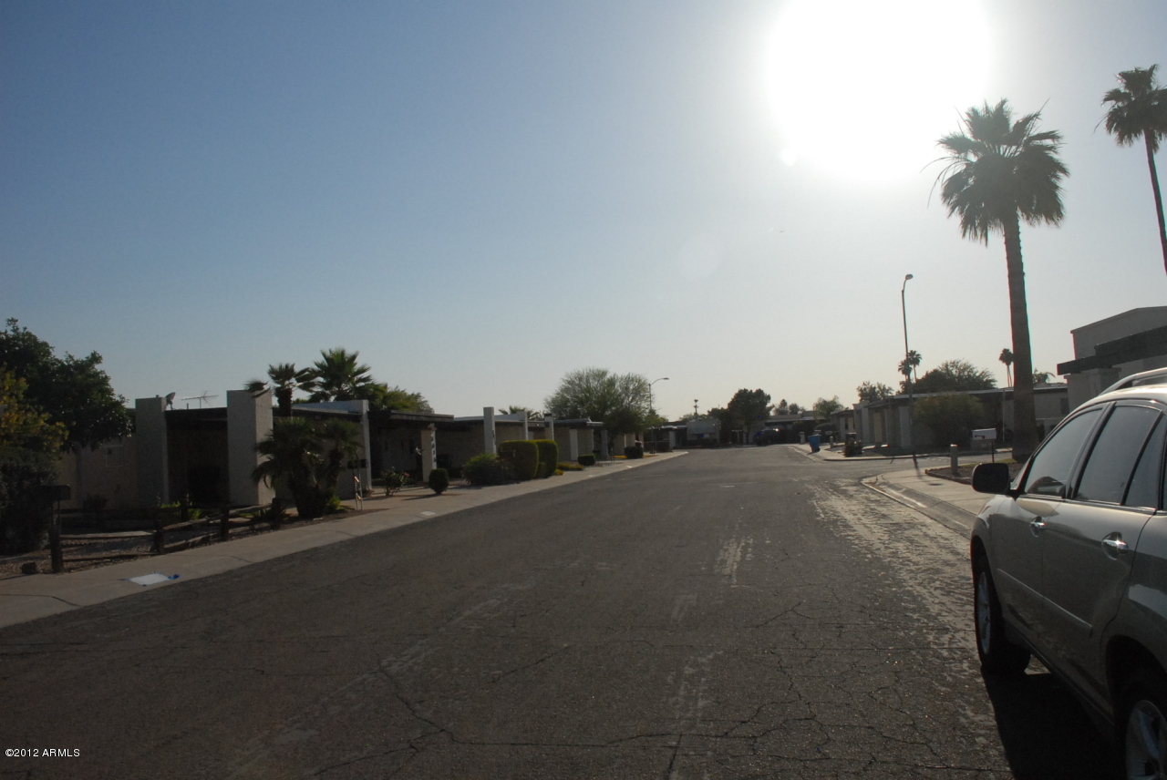 3008 West Redfield Road Phoenix, AZ 85053 - Photo 3 of 29 neighborhood 1