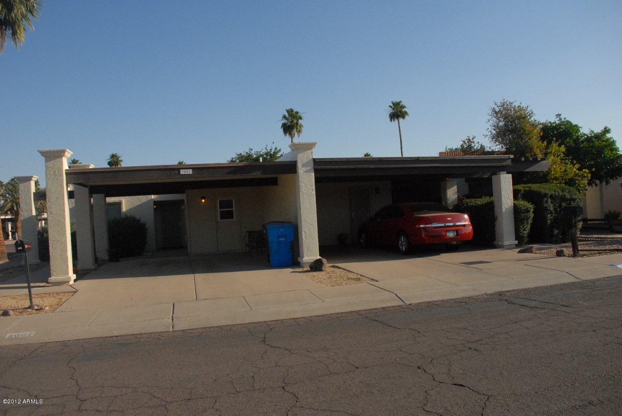 3008 West Redfield Road Phoenix, AZ 85053 - Photo 7 of 29 Neighbors 3