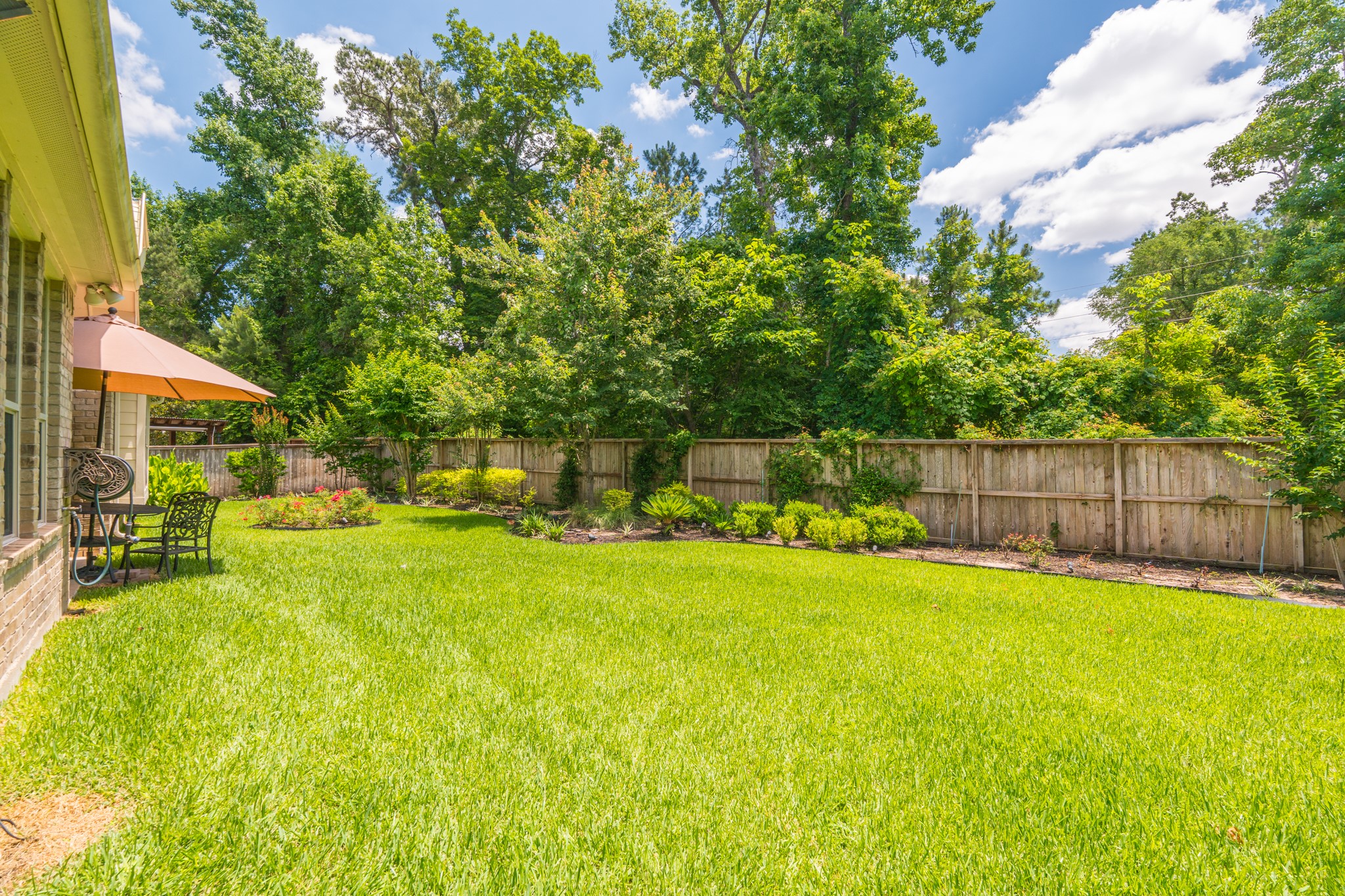 55 South Victoriana Circle Spring, TX 77389 - Photo 36 of 40 a view of a back yard