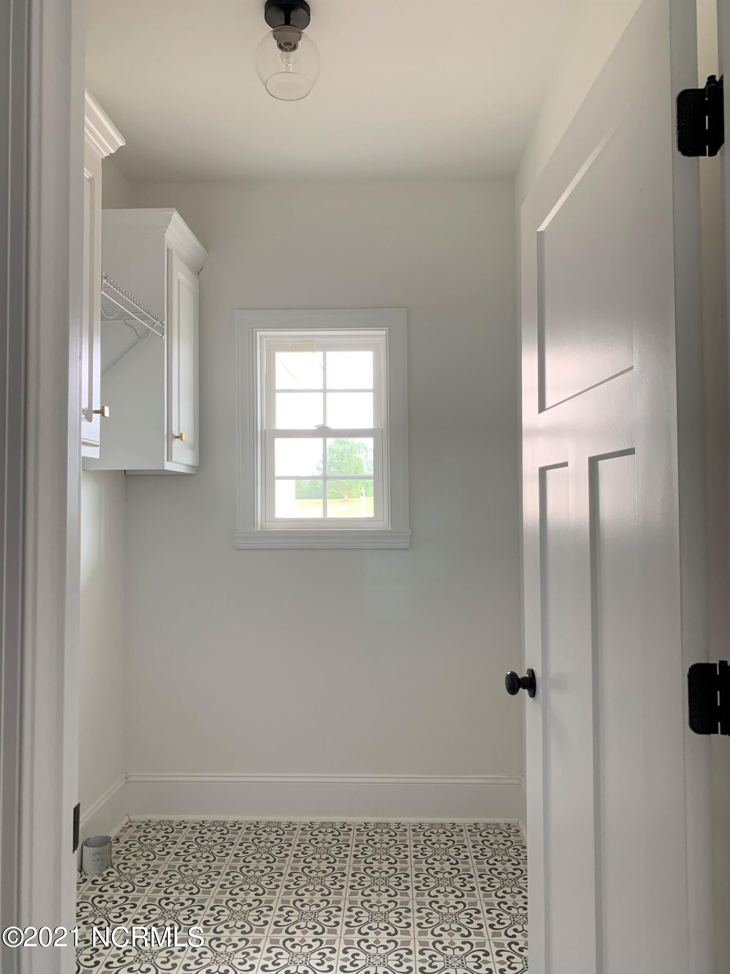 4268 River Bend Road Elm City, NC 27822 - Photo 7 of 14 Laundry Room