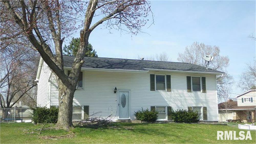 1122 Pinehill Road Bettendorf, IA 52722 - Photo 1 of 1 Gallery Image 1