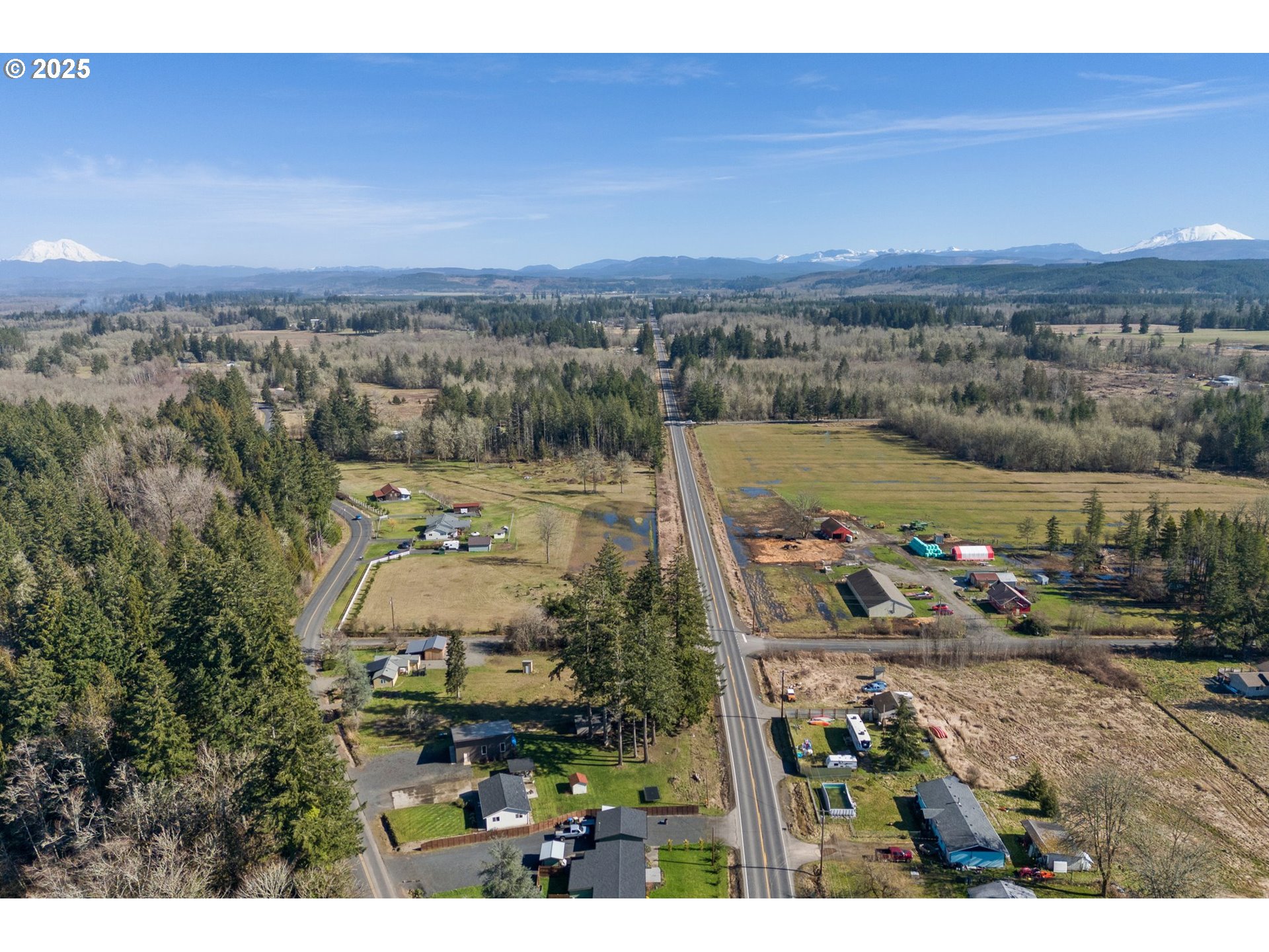 118 Eadon Road Toledo, WA 98591 - Photo 38 of 42 a view of city and mountain
