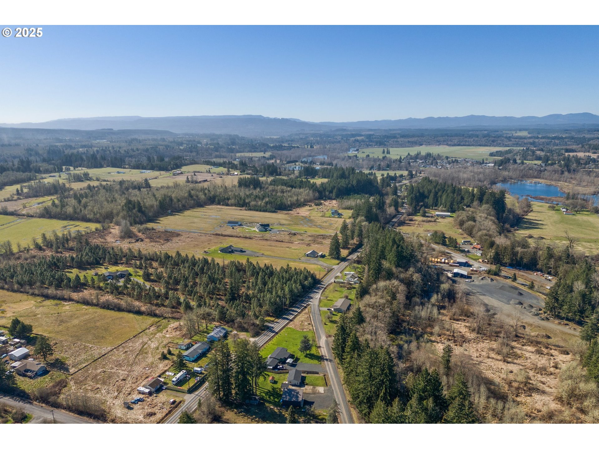 118 Eadon Road Toledo, WA 98591 - Photo 40 of 42 a view of a city