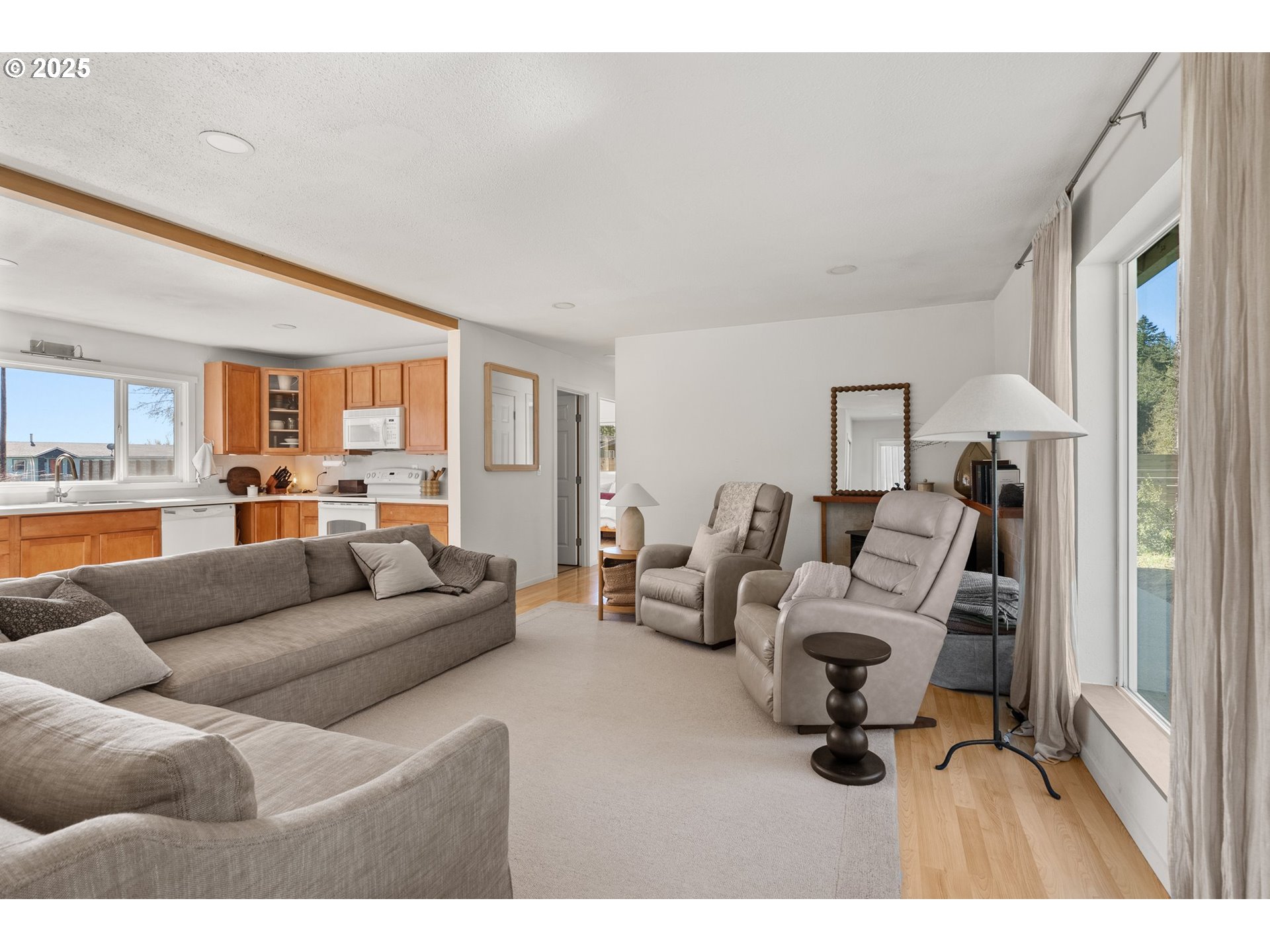 118 Eadon Road Toledo, WA 98591 - Photo 5 of 42 a living room with furniture and a large window