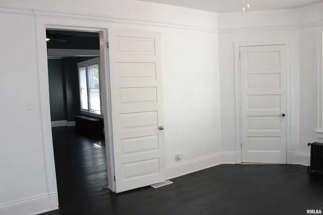 $225,000 | 1443 East Knox Street, Galesburg, IL 61401