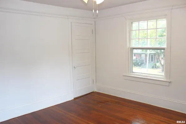 $197,000 | 1443 East Knox Street, Galesburg, IL 61401