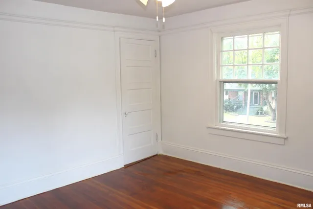 $225,000 | 1443 East Knox Street, Galesburg, IL 61401