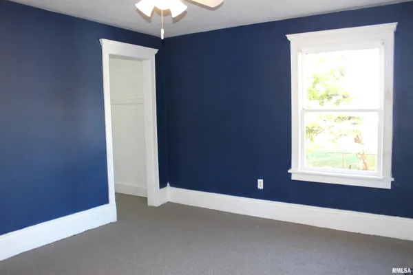 $197,000 | 1443 East Knox Street, Galesburg, IL 61401