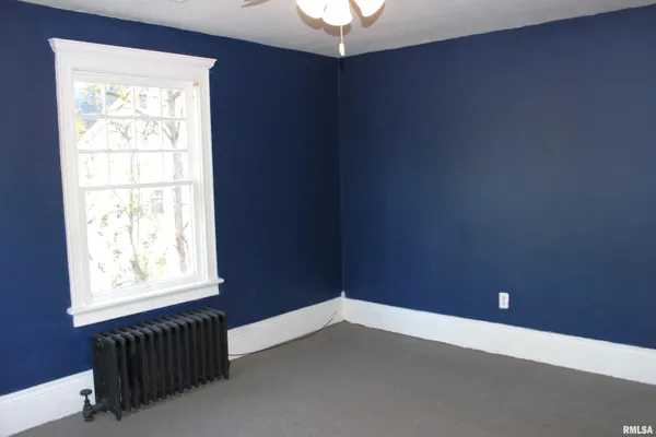 $197,000 | 1443 East Knox Street, Galesburg, IL 61401