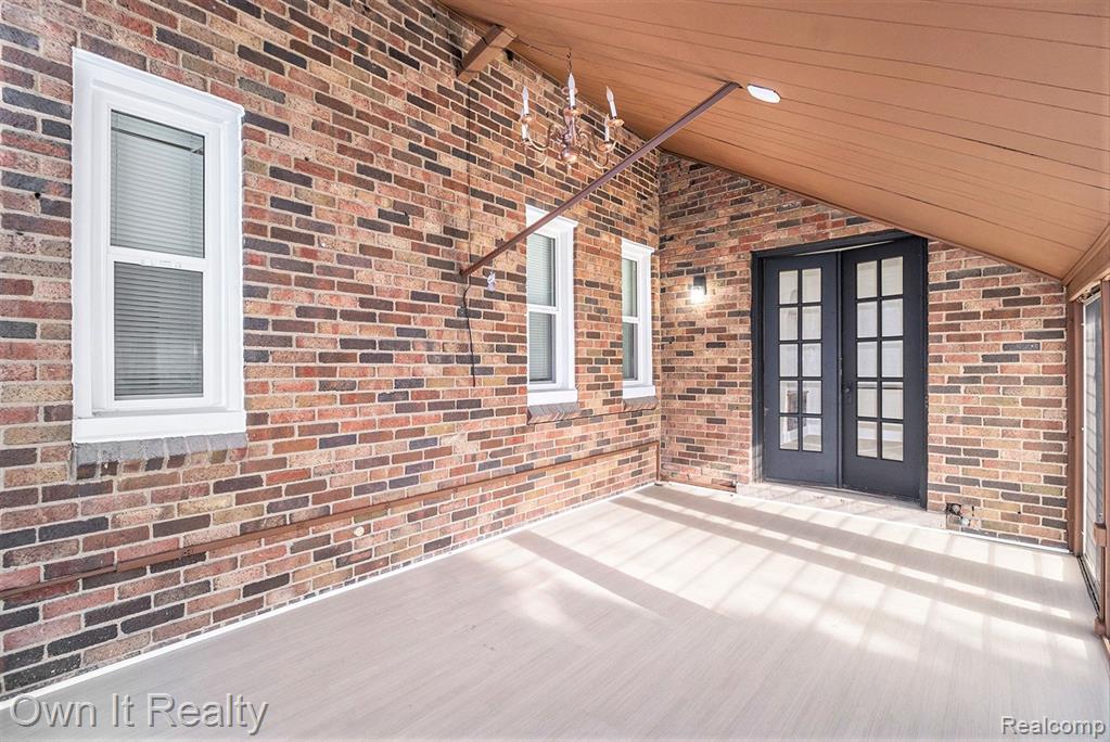 16745 Edinborough Road Detroit, MI 48219 - Photo 19 of 39