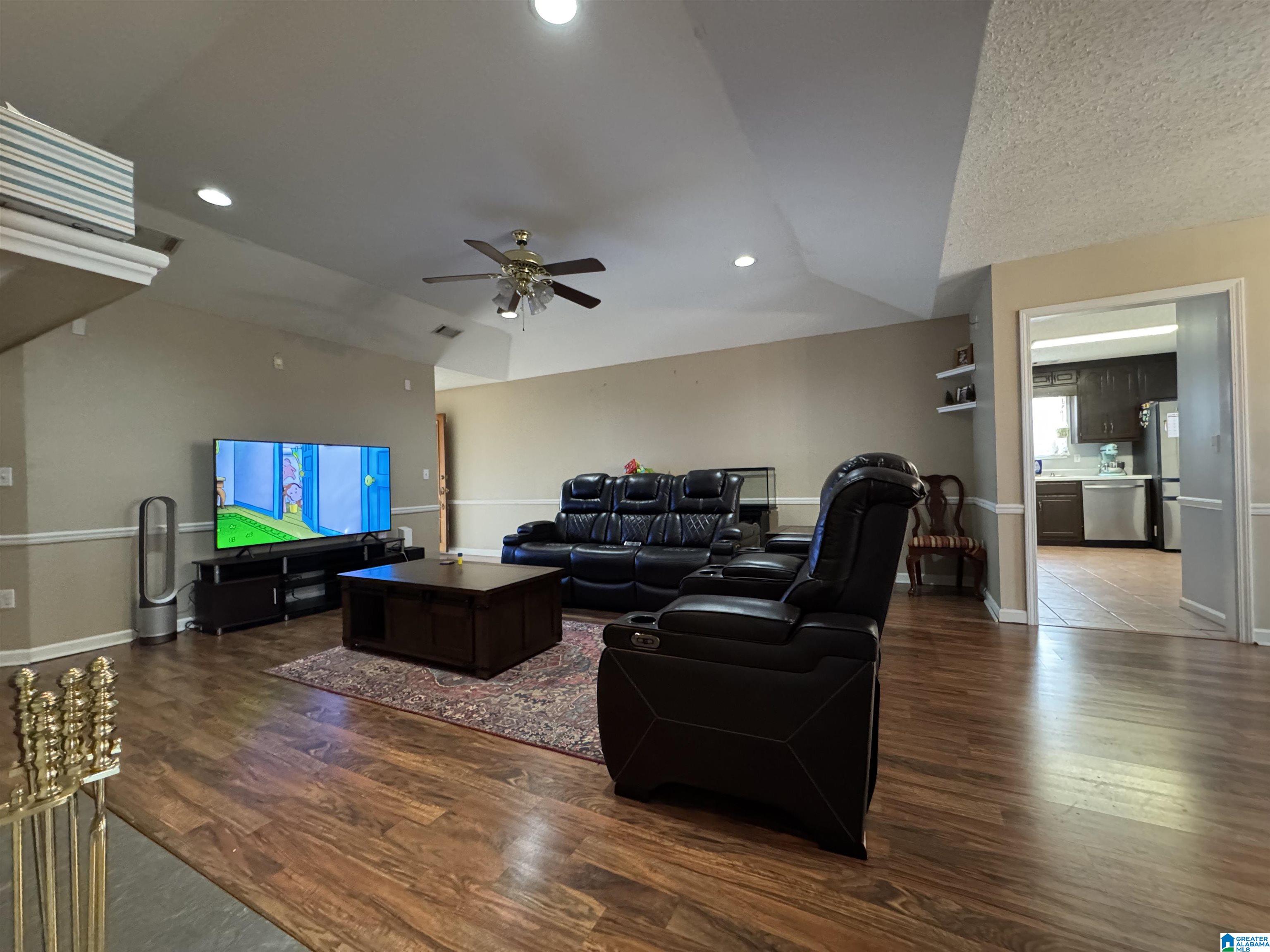3622 Woodland Road Tuscaloosa, AL 35405 - Photo 4 of 25