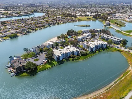 $975,000 | 651 Port Drive, Unit 208, San Mateo, CA 94404