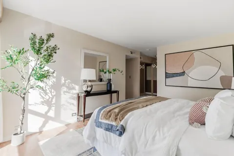 $975,000 | 651 Port Drive, Unit 208, San Mateo, CA 94404