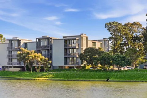 $975,000 | 651 Port Drive, Unit 208, San Mateo, CA 94404