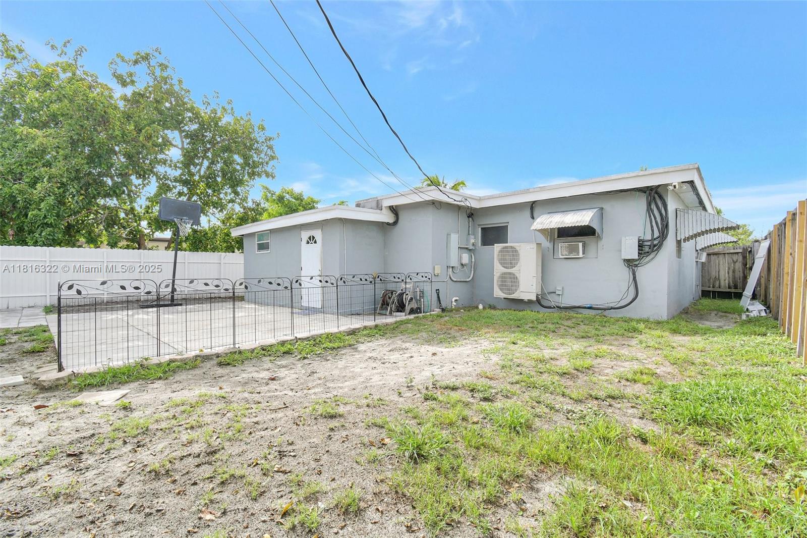 6336 Southwest 22nd Street Miramar, FL 33023 - Photo 26 of 28