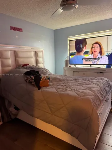 $499,999 | Carol City, Miami Gardens, FL 33055