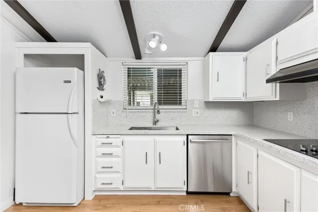 $320,000 | 40795 Laredo Trail, Cherry Valley, CA 92223