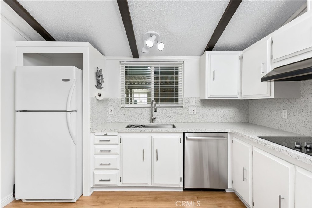 40795 Laredo Trail Cherry Valley, CA 92223 - Photo 16 of 51