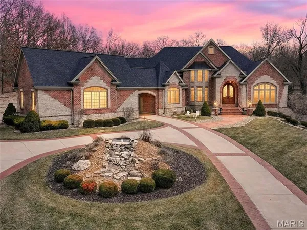 $1,850,000 | 990 Stonecastle Drive, O'Fallon, MO 63366