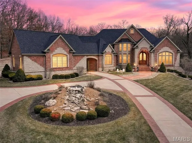 $1,850,000 | 990 Stonecastle Drive, O'Fallon, MO 63366