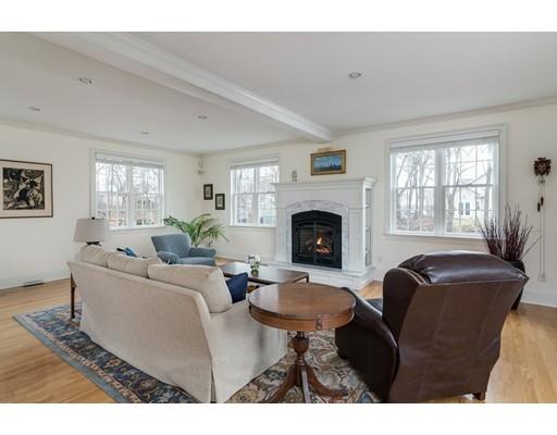 12 Brewer Beach Road Hingham, MA 02043 - Photo 9 of 28 Gallery Image 9