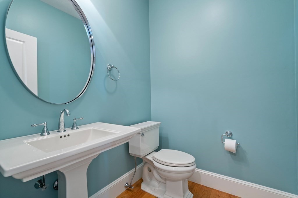 66 Willow Road Sudbury, MA 01776 - Photo 14 of 42 Gallery Image 14