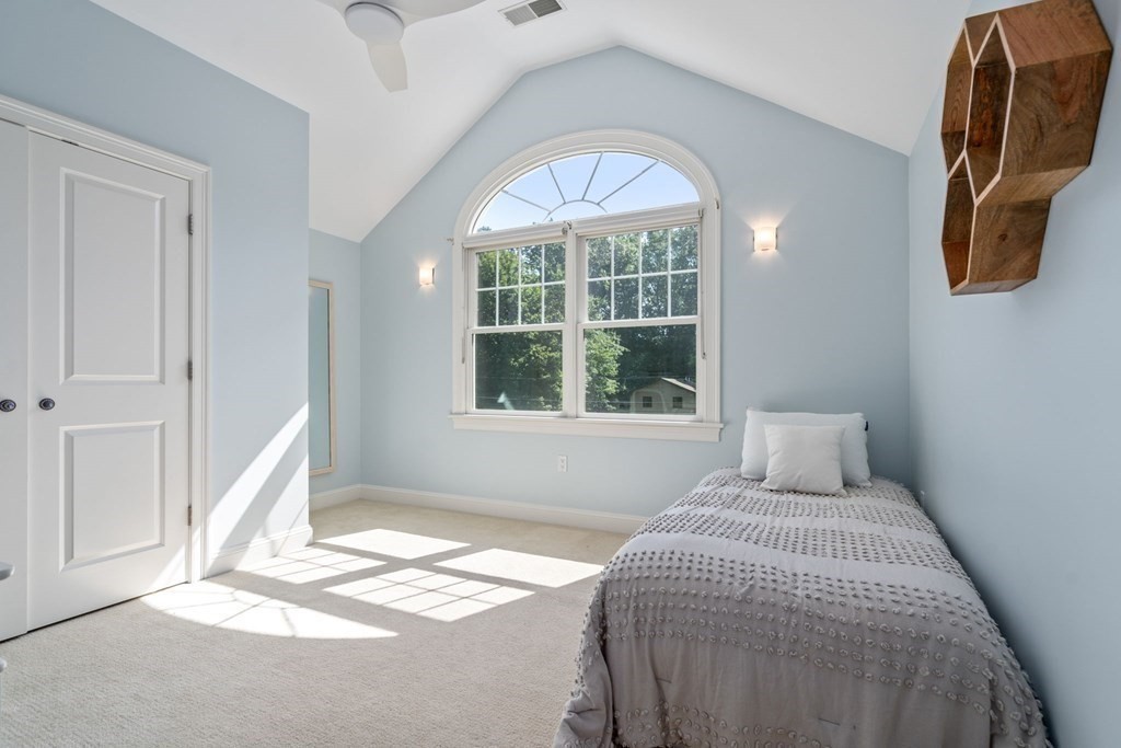 66 Willow Road Sudbury, MA 01776 - Photo 27 of 42 Gallery Image 27