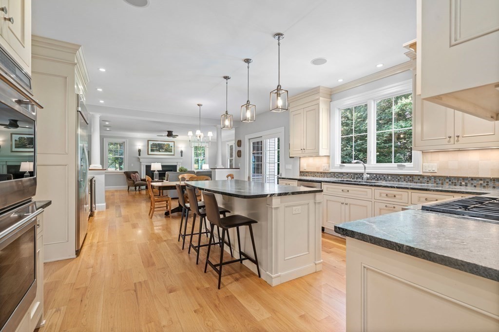 66 Willow Road Sudbury, MA 01776 - Photo 5 of 42 Gallery Image 5
