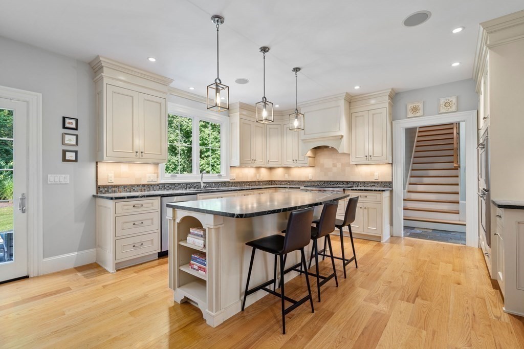 66 Willow Road Sudbury, MA 01776 - Photo 6 of 42 Gallery Image 6