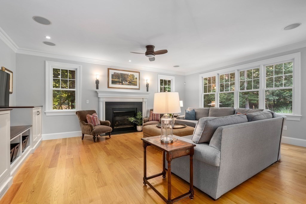 66 Willow Road Sudbury, MA 01776 - Photo 10 of 42 Gallery Image 10