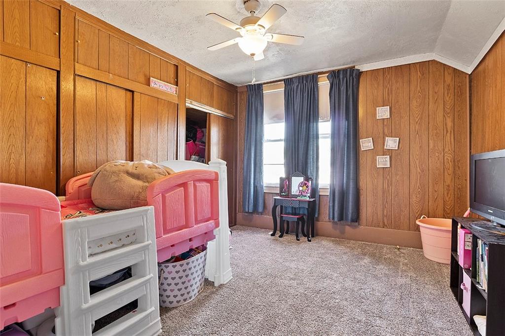69 Frazier Avenue McKees Rocks, PA 15136 - Photo 10 of 14 Gallery Image 10
