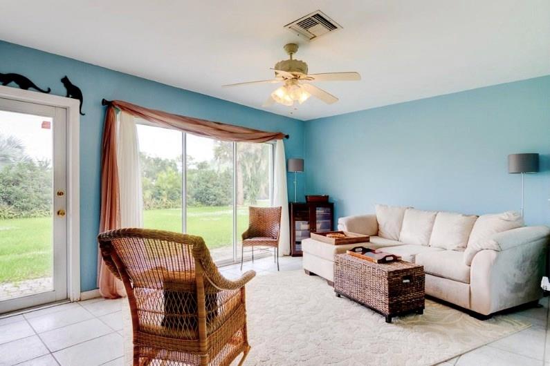 12545 Roseland Road Sebastian, FL 32958 - Photo 4 of 12