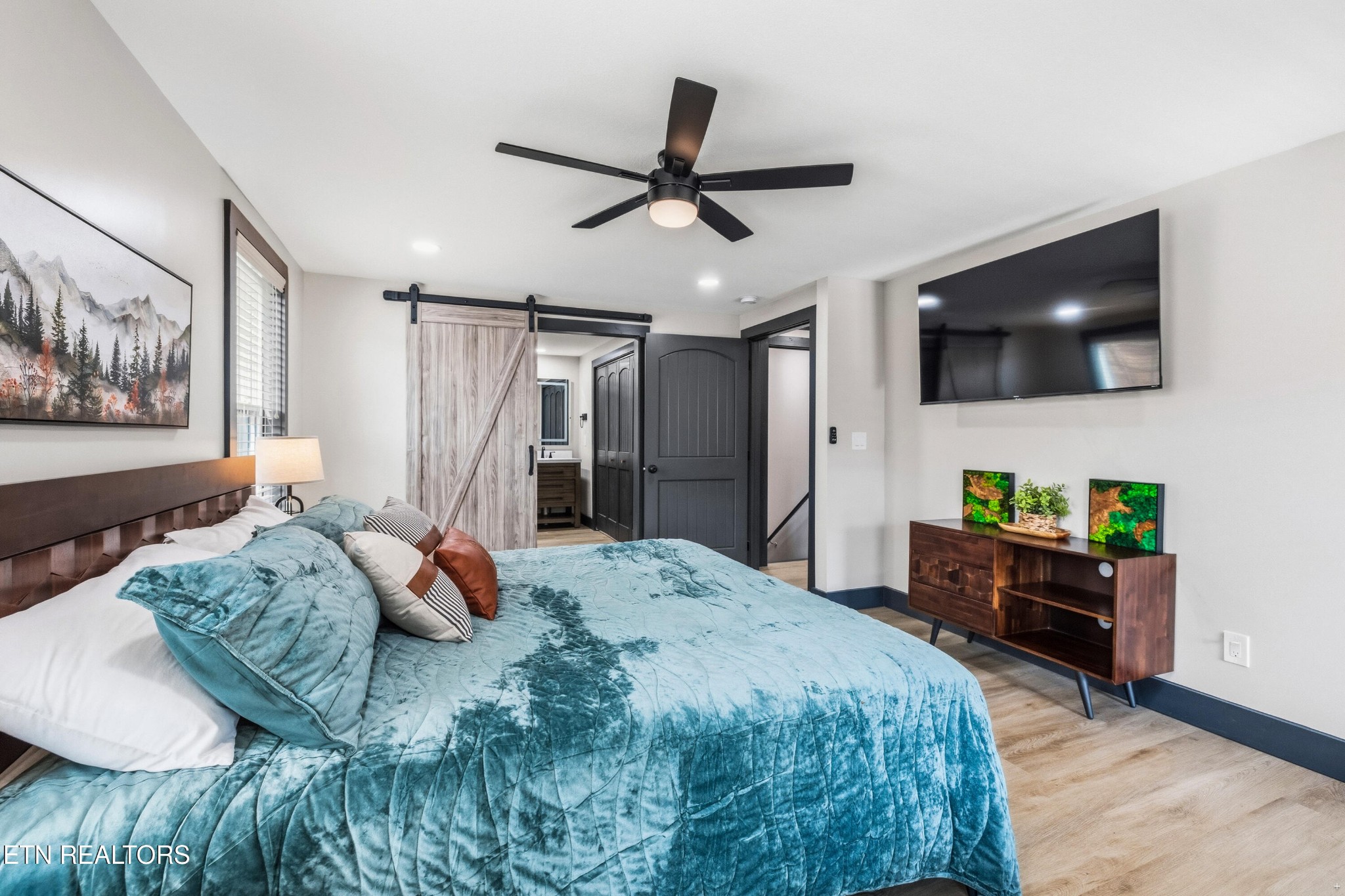 2359 Grassy Branch Road Sevierville, TN 37876 - Photo 24 of 48 Gallery Image 24