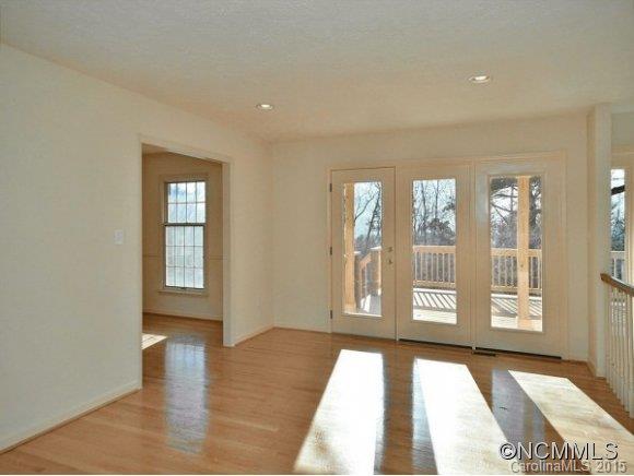 467 Windsor Road Asheville, NC 28804 - Photo 5 of 11 Gallery Image 5