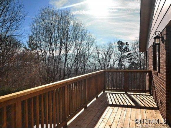 467 Windsor Road Asheville, NC 28804 - Photo 7 of 11 Gallery Image 7