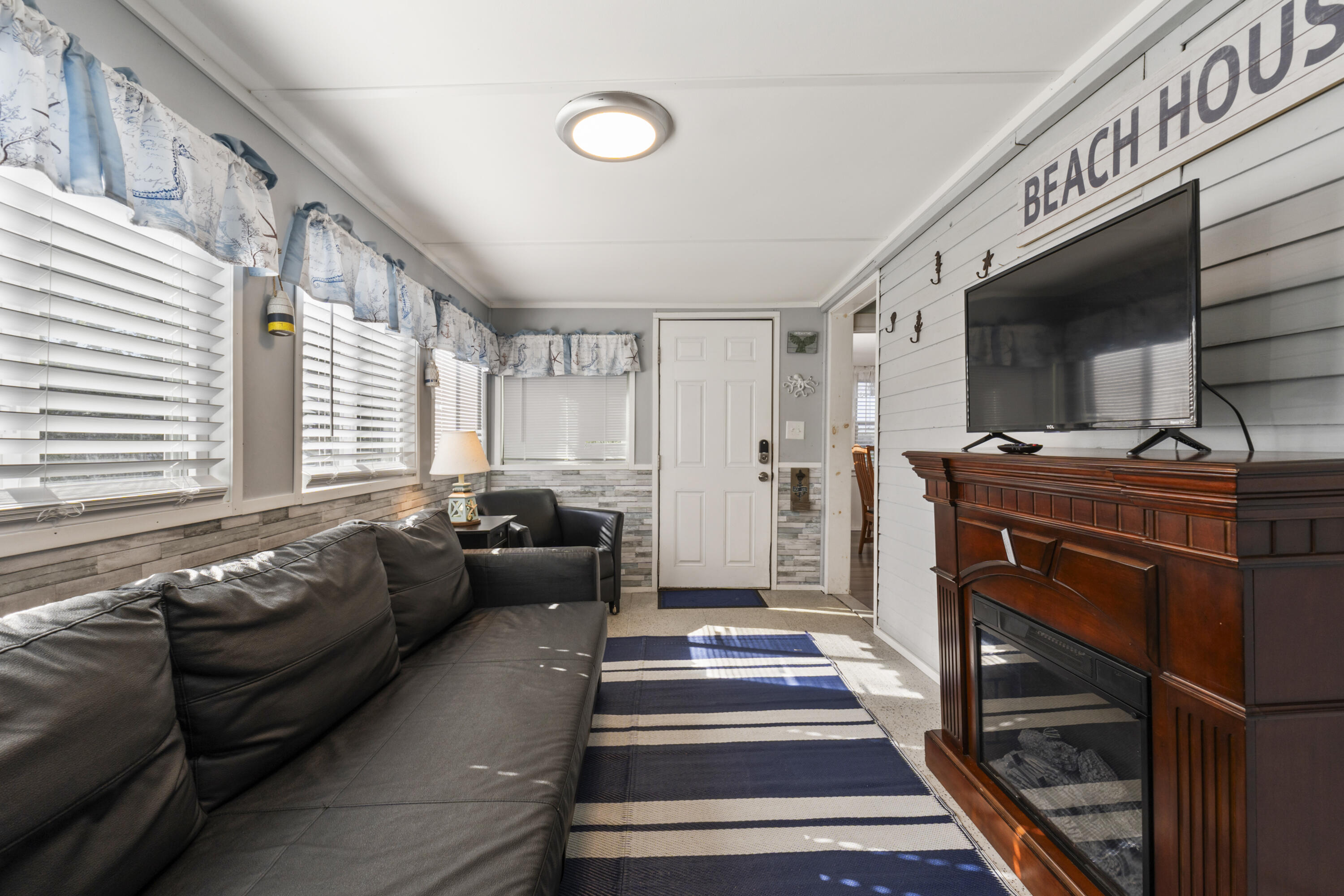 2 Wintergreen Street Old Orchard Beach, ME 04064 - Photo 11 of 28 2 Wintergreen St, Old Orchard Beach