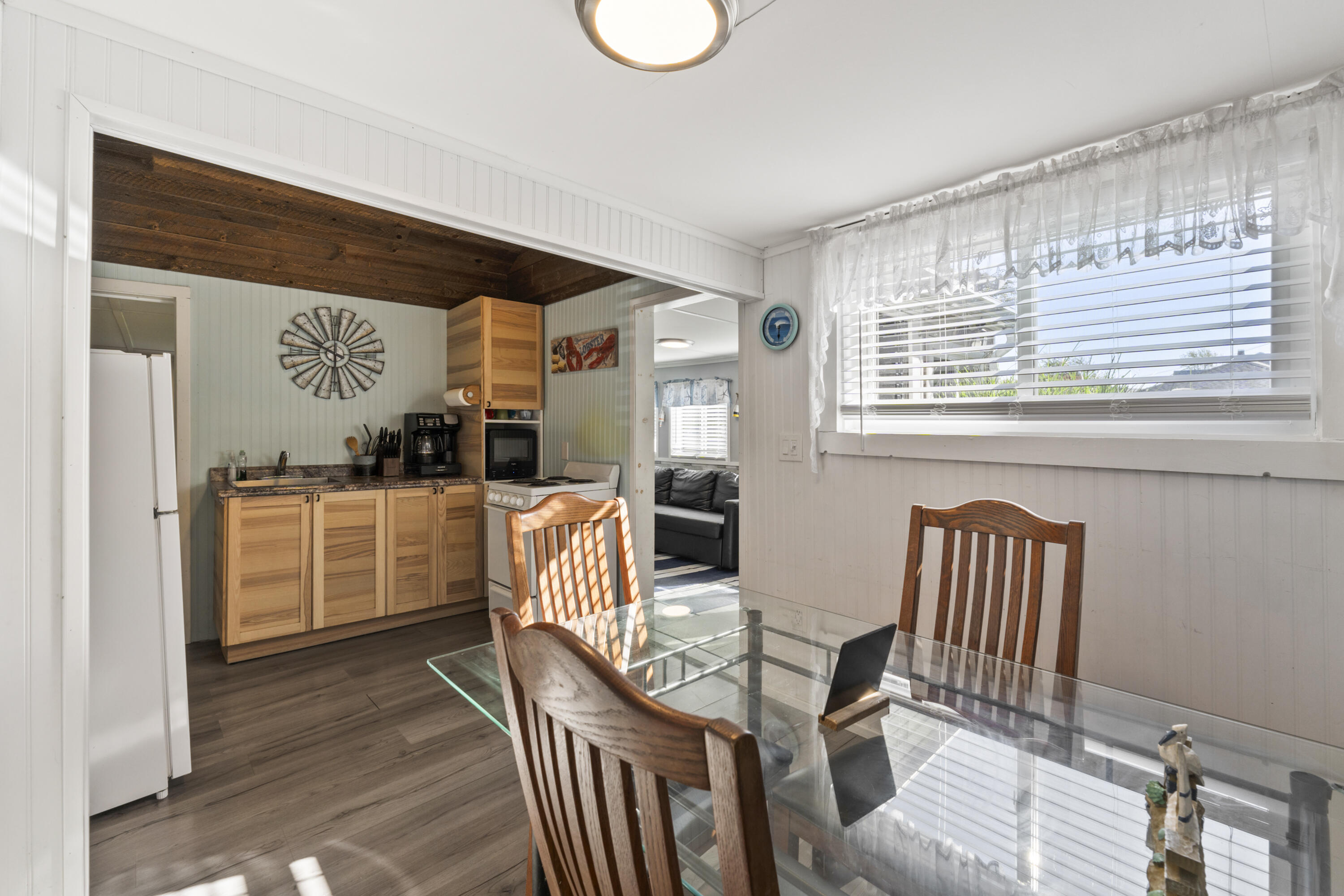 2 Wintergreen Street Old Orchard Beach, ME 04064 - Photo 9 of 28 2 Wintergreen St, Old Orchard Beach