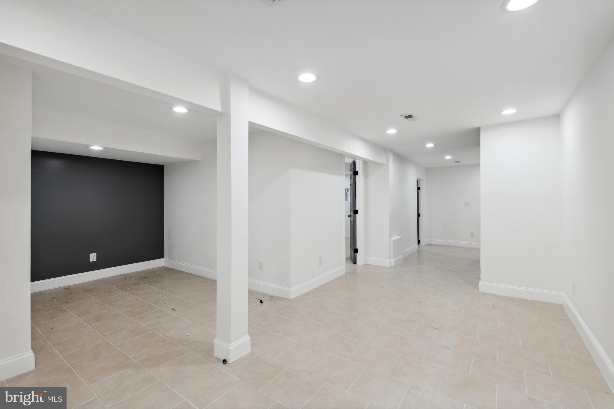 3835 Reisterstown Road Baltimore, MD 21215 - Photo 20 of 25 Gallery Image 20