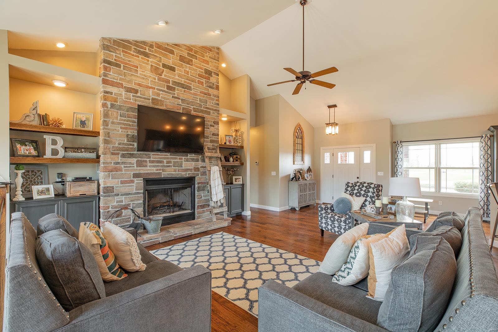 7639 Renken Road Worden, IL 62097 - Photo 12 of 93