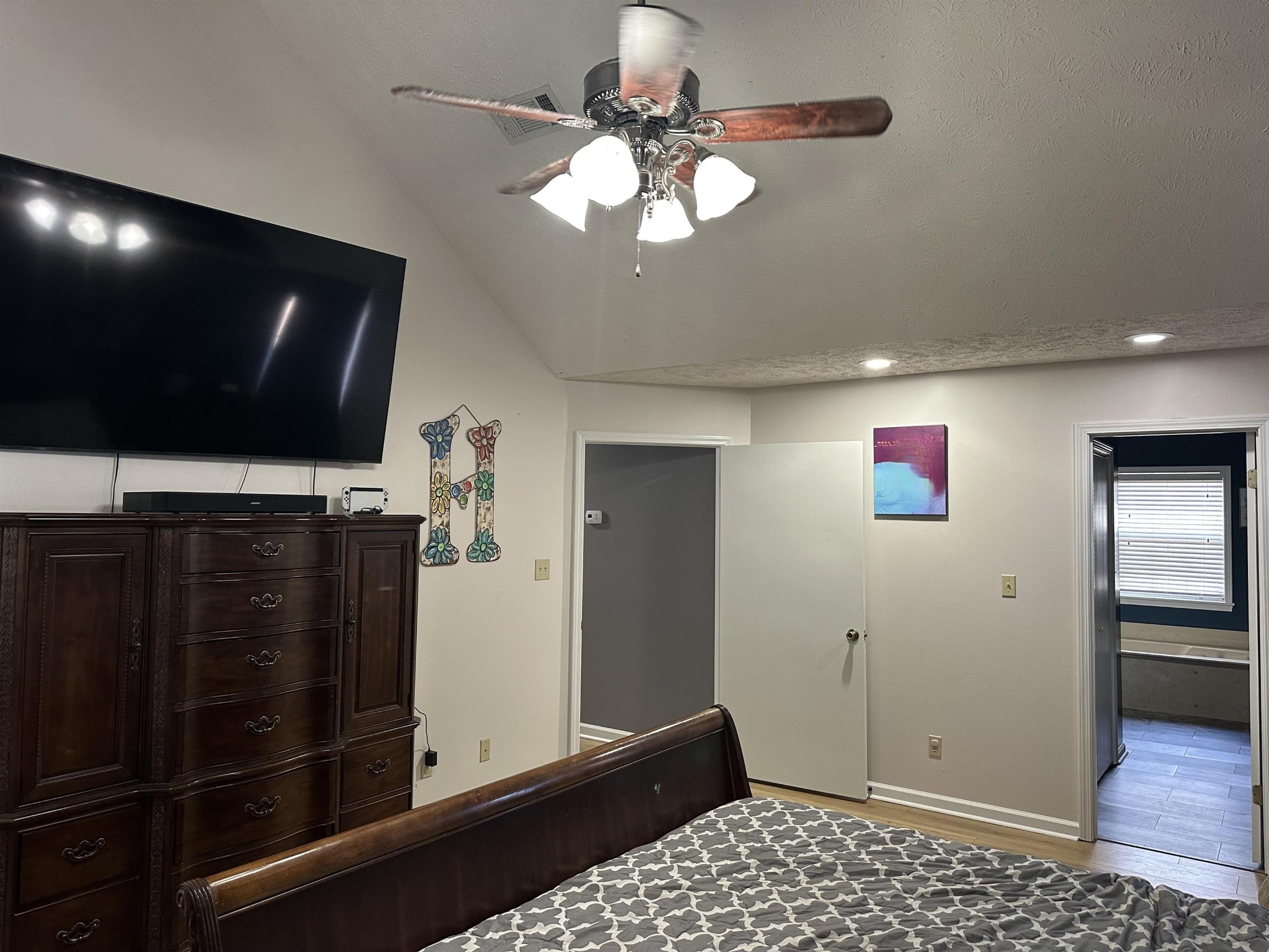 58 Bowman Loop Beech Bluff, TN 38313 - Photo 26 of 40 a view of a livingroom with wooden floor