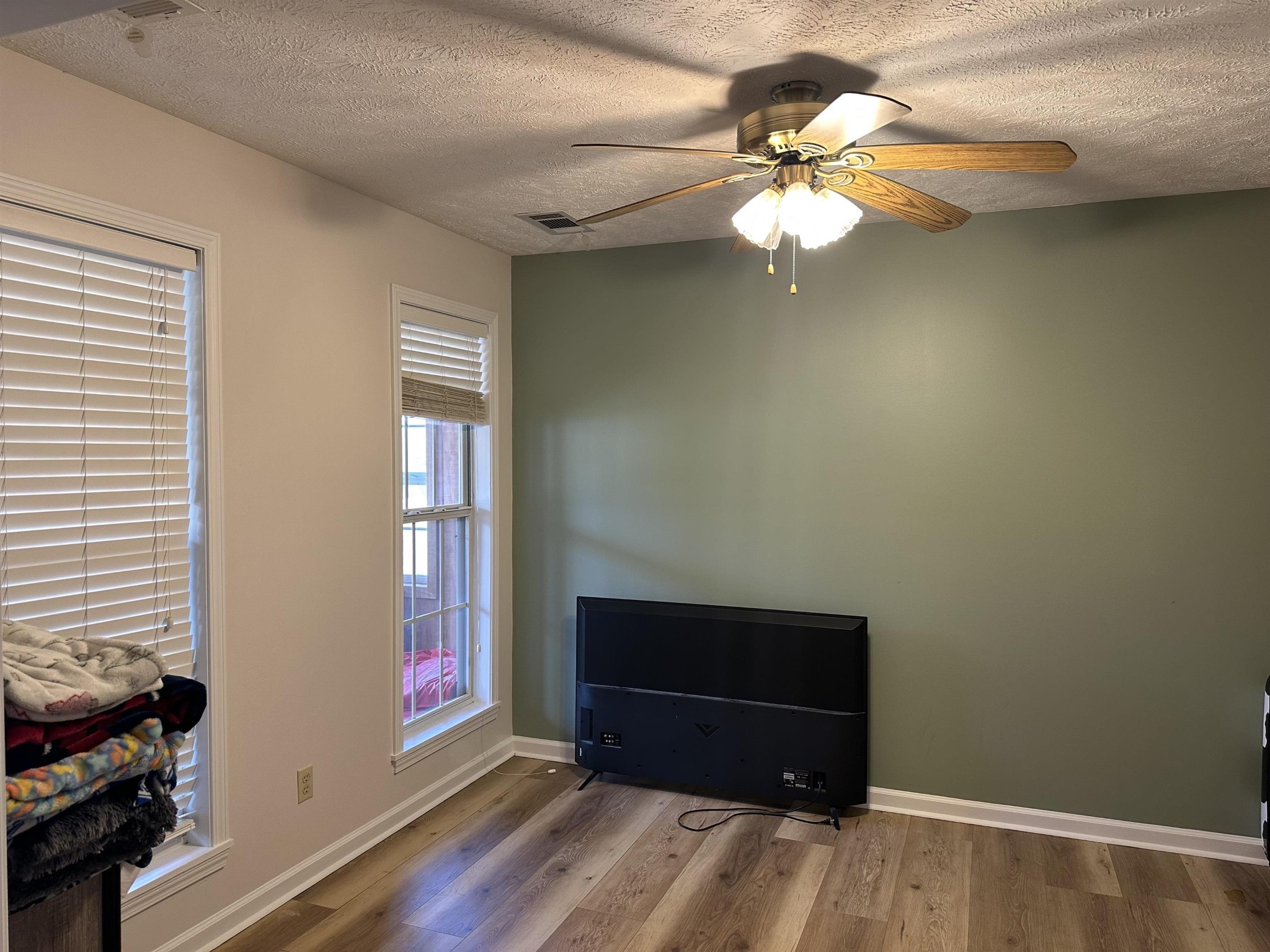 58 Bowman Loop Beech Bluff, TN 38313 - Photo 6 of 40 a living room with furniture and a window