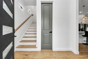 4010 Dreyfus Street Houston, TX 77021 - Photo 6 of 41 Foyer w/ minimalist white paint & blonde wood
